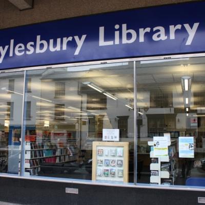 Aylesbury Library pic 01