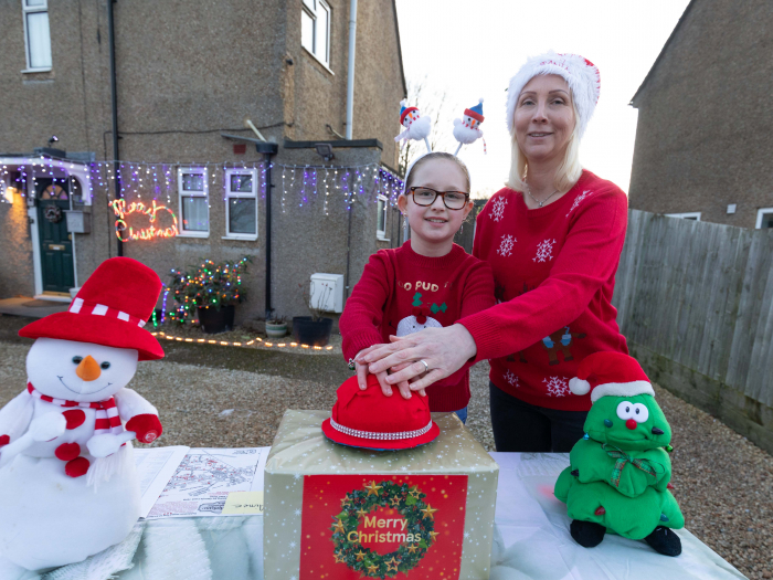 Aimee Farr switches on Festive Trail_Small