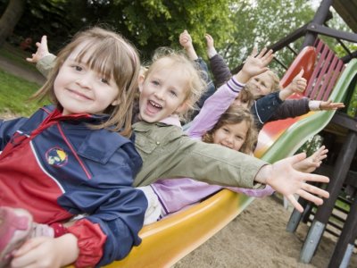 Children_playing 04