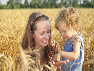 harvest,wheat,woman,child