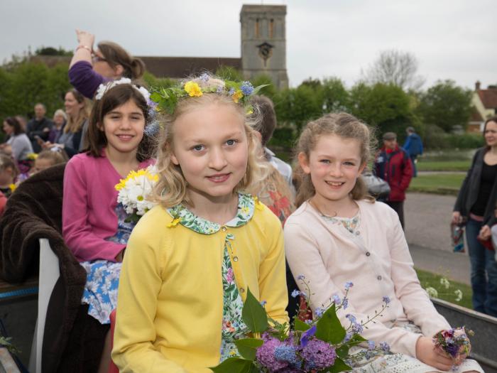 Maypole 01