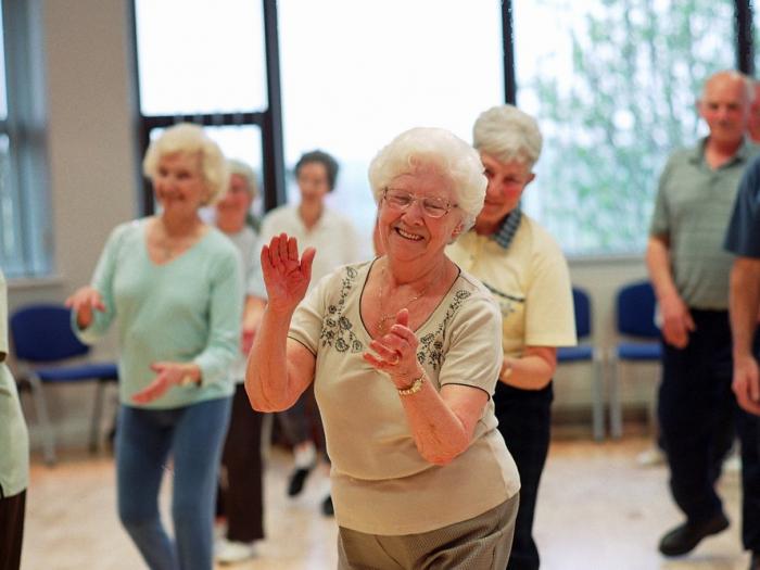 Seniors Exercise 01