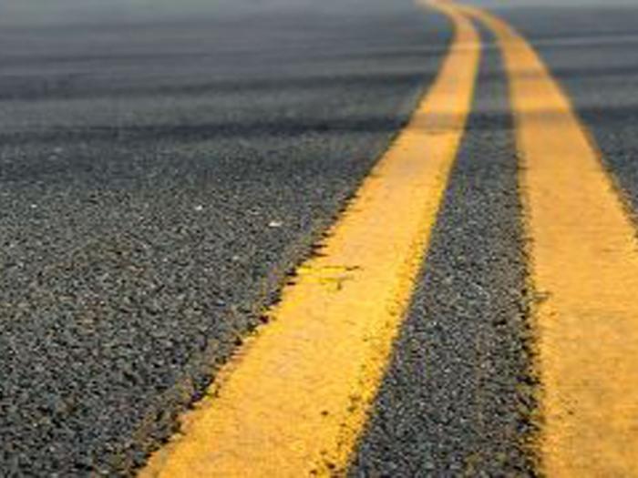 yellow lines 07